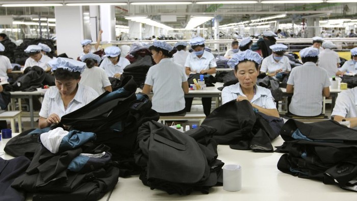 Công nhân Triều Tiên làm việc tại Kaesong.