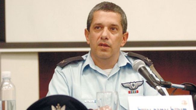 Thiếu tướng quân đội Israel Amir Eshel .