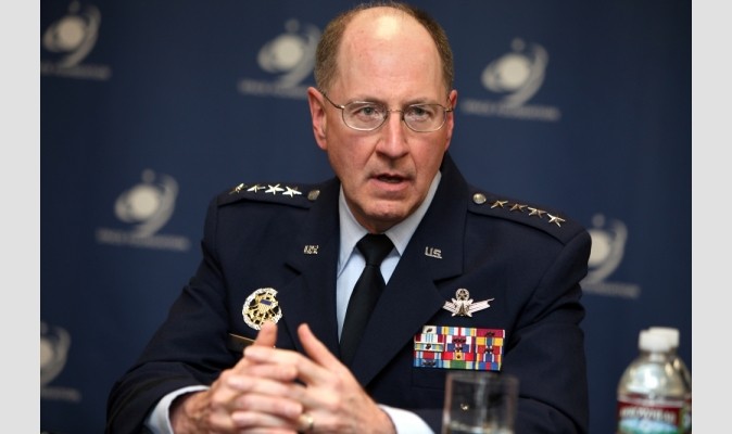 Tướng Robert Kehler - người đứng đầu Bộ Chỉ huy chiến lược Mỹ (STRATCOM)