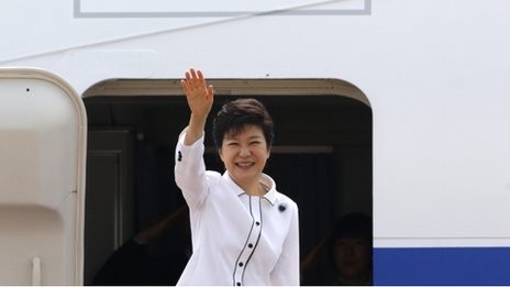 Tổng thống Hàn Quốc Park Geun Hye tới thăm Bắc Kinh.
