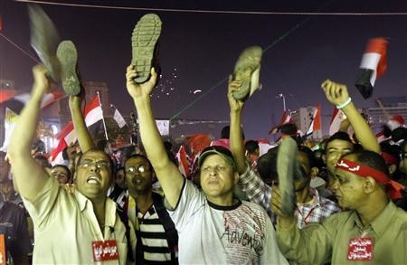 Người biểu tình phản đối Tổng thống Ai Cập Morsi.