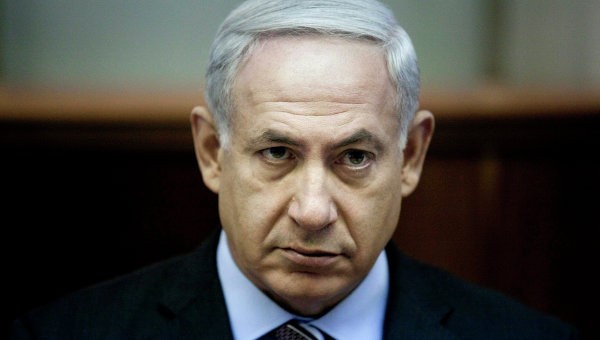 Thủ tướng Israel Benjamin Netanyahu nói rằng chính sách của ông là nhằm ngăn chặn việc chuyển giao vũ khí nguy hiểm cho kẻ thù Hezbollah ở Li-băng và các nhóm khủng bố khác.