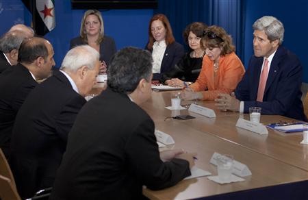 Đại diện phe đối lập Syria gặp gỡ Ngoại trưởng Mỹ Joh Kerry tại New York hôm 25/7.