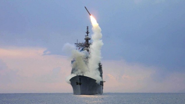 Tàu chiến Mỹ đã sẵn sàng bắn tên lửa Tomahawk vào Syria từ Địa Trung Hải.