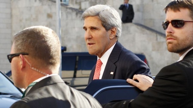 Các Ngoại trưởng EU đã nhấn mạnh với ông Kerry rằng Washington nên hoãn kế hoạch tấn công Syria.