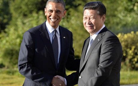 Chủ tịch Trung Quốc Tập Cận Bình và người đồng cấp Mỹ Barack Obama bắt tay tại St Petersburg, Nga.