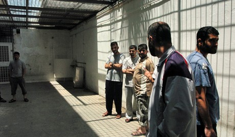 Tử tù Ả Rập đã được đề nghị đổi ân xá lấy sự tham gia vào cuộc chiến tại Syria.