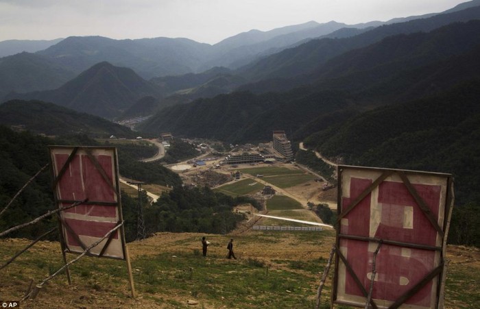 Toàn cảnh khu nghỉ mát trượt tuyết đẳng cấp quốc tế đang được xây dựng ở Triều Tiên.
