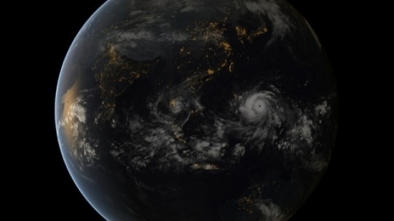Siêu bão Haiyan nhìn từ ngoài không gian