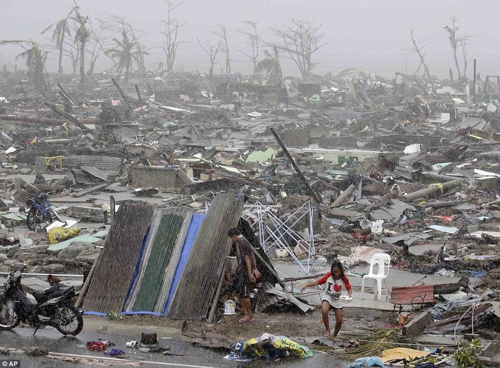 Hơn 10.000 người đã thiệt mạng tại Philippines do bão Haiyan và đây vẫn chưa phải là con số cuối cùng.