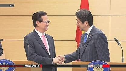 Thủ tướng Nhật Bản Shinzo Abe và Thủ tướng Việt Nam Nguyễn Tấn Dũng.