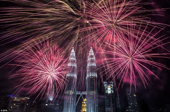 Thủ đô Malaysia trong đêm Giao thừa.