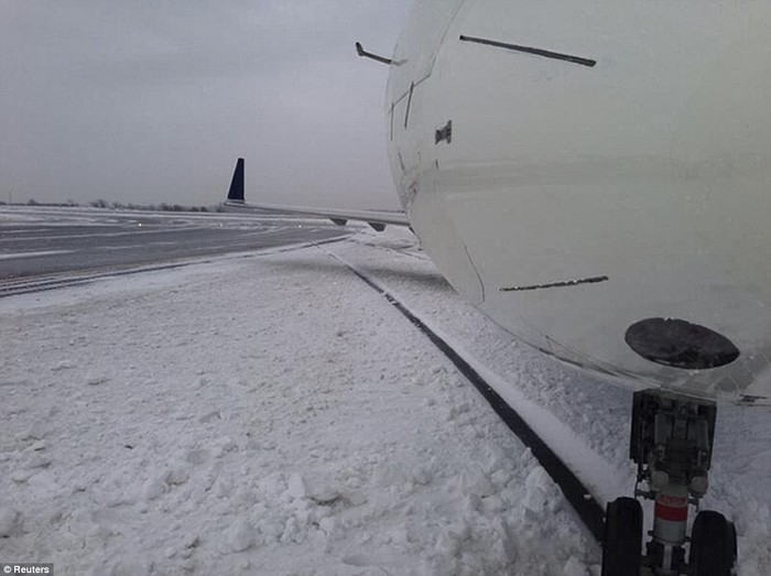 Máy bay bị trượt khỏi đường băng tại Sân bay quốc tế John F. Kennedy.