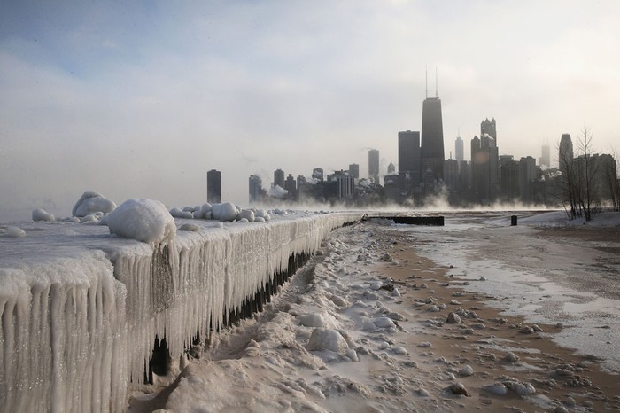 Hồ Michigan bị đóng băng.