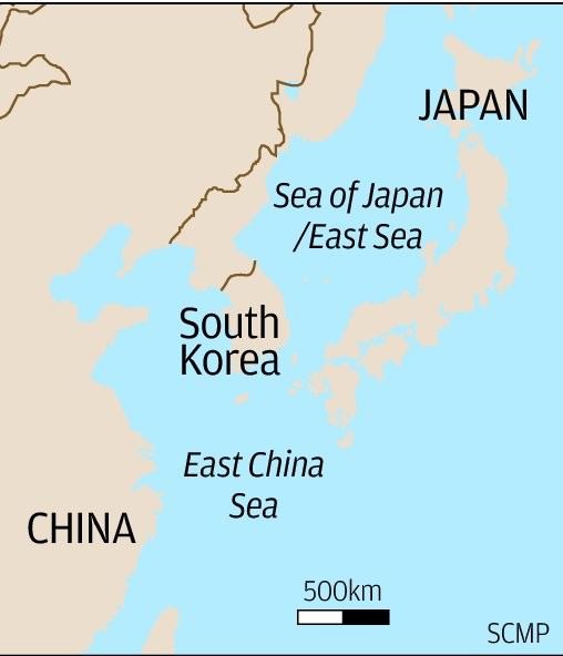 Vùng biển ngăn cách giữa Nhật Bản và bán đảo Triều Tiên với hai tên gọi.