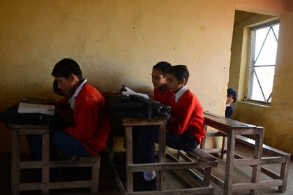 Học sinh Ấn Độ trong lớp học.