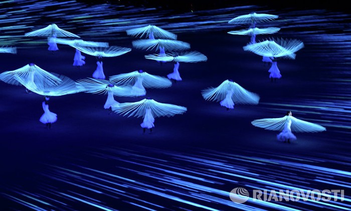 Mua bale Hồ thiên nga trong đêm khai mạc Olympic Sochi.
