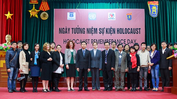 Ngày tưởng niệm Holocaust tại Hà Nội