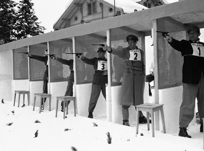 Phần thi bắn súng tại Thế vận hội mùa đông năm 1948 ở Thụy Sỹ.