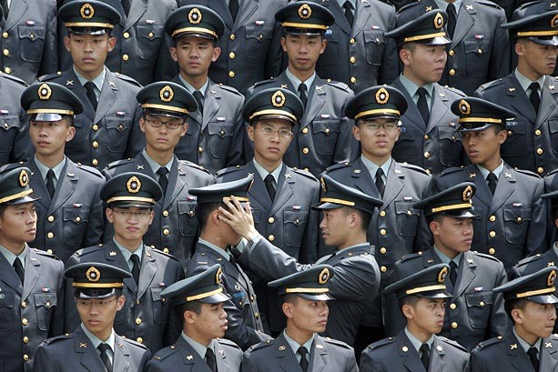 Quân đội Đài Loan những năm gần đây đã bị rung chuyển bởi các vụ bê bối gián điệp.