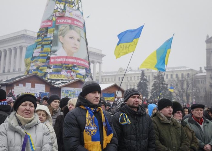 Người Ukraina tại Kiev bày tỏ sự ủng hộ với chính quyền mới &quot;thân&quot; châu Âu.