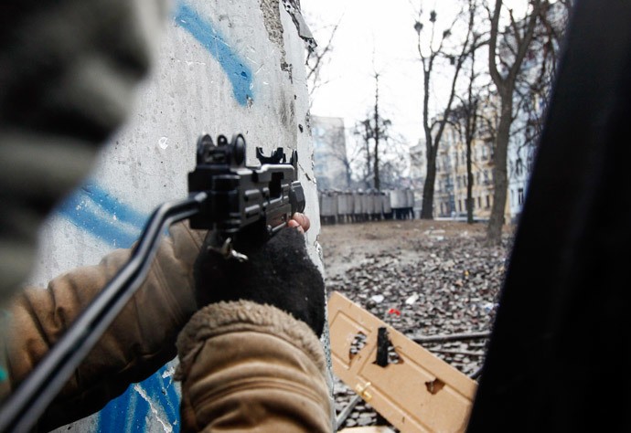 Các tay súng bí mật trong cuộc biểu tình chống chính phủ tại Kiev tháng 2/2014. Hình minh họa.