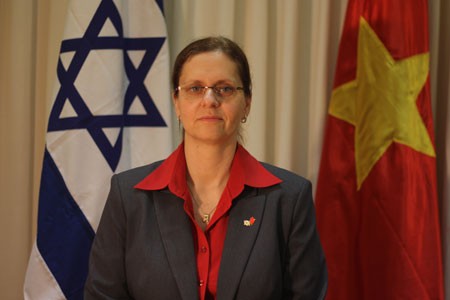 Đại sứ Israel tại Hà Nội Meirav Eilon Shahar.
