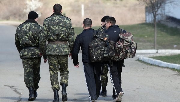Moscow khẳng định binh lính Ukraine được tự do rời Crimea