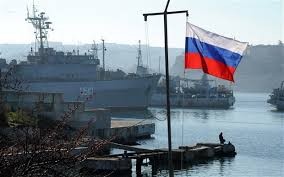 Căn cứ Hải quân Ukraine trên bán đảo Crimea đã được treo cờ Nga sau khi lực lượng này giành quyền kiểm soát.
