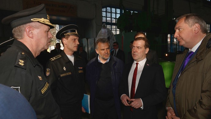 Thủ tướng Medvedev là quan chức cấp cao nhất của chính phủ Nga tới thăm Crimea kể từ khi bán đảo này sáp nhập vào Liên bang Nga