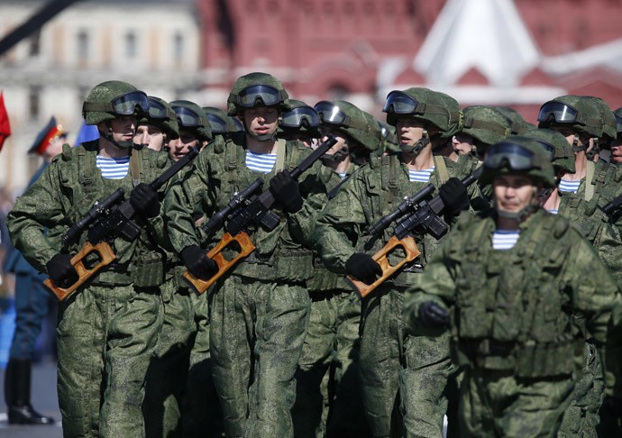 Binh sĩ Nga tham gia diễu binh trên Quảng trường Đỏ ngày 9/5.