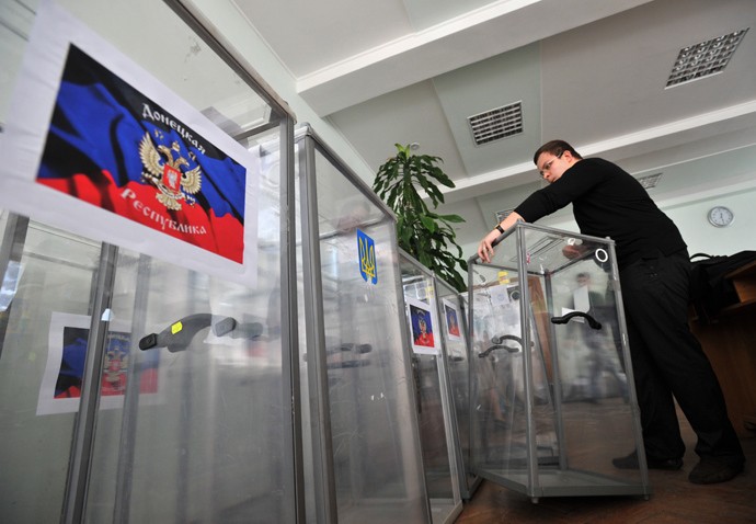 Cuộc trưng cầu vẫn diễn ra bất chấp kêu gọi hủy bỏ nó của Tổng thống Nga.