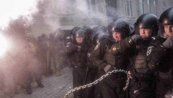 Cảnh sát Ukraine.
