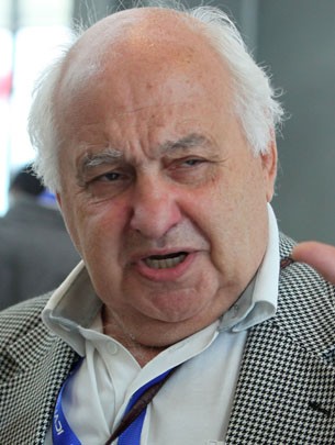 Phó Giáo sư Grigory Lokshin
