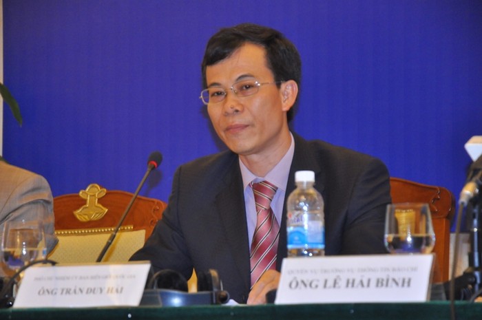 Ông Trần Duy Hải giải thích về công thư của cố Thủ tướng Phạm Văn Đồng. Ảnh Trần Kháng