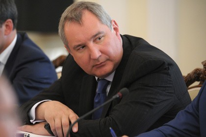 Phó Thủ tướng Nga Dmitry Rogozin gọi các biện pháp trừng phạt của Mỹ là cạnh tranh không lành mạnh trên thị trường vũ khí.