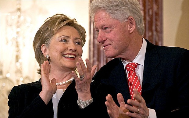 Vợ chồng cựu Tổng thống Mỹ Clinton.
