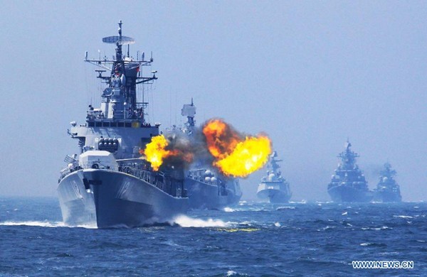 Tàu Trung Quốc tham gia tập trận với Nga tại biển Hoa Đông hồi tháng 5/2014.