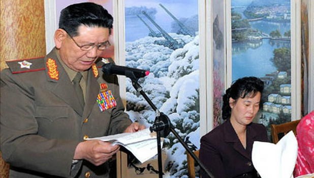 Ông Hwang Pyong-so, hàm Phó Nguyên soái, Chủ nhiệm Tổng cục Chính trị quân đội Triều Tiên.