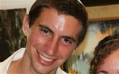 Binh sĩ Israel 23 tuổi được cho là vừa bị Hamas bắt cóc dẫn tới phá vỡ lệnh ngừng bắn.
