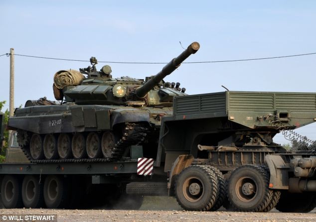 Xe tăng T-90.