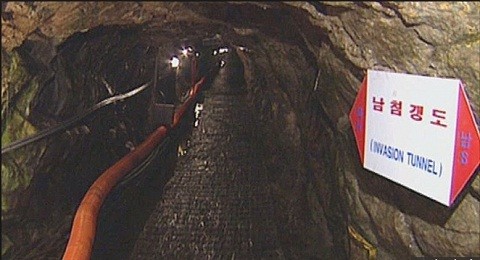 Một đường hầm được quân đội Triều Tiên tạo ra trên biên giới với Hàn Quốc.