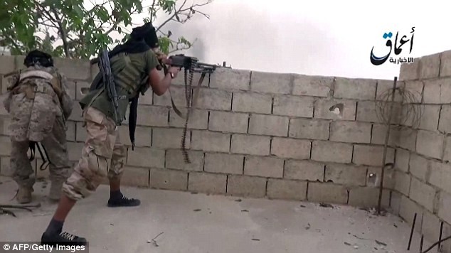 Khủng bố IS tại Kobani.