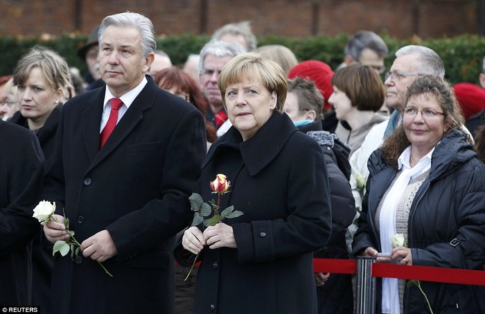 Thủ tướng Đức tại lễ kỷ niệm.