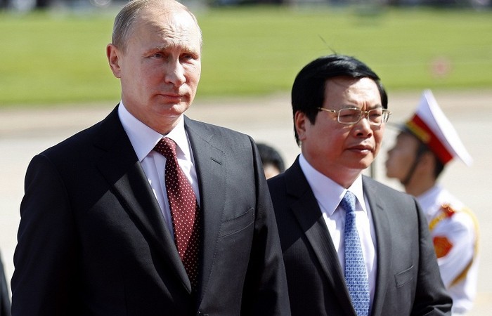 Itar-Tass hôm 12/11 đưa tin cho biết, Tổng thống Nga Vladimir Putin đã mời Chủ tịch nước Trương Tấn Sang thăm Nga trong thời gian tới.