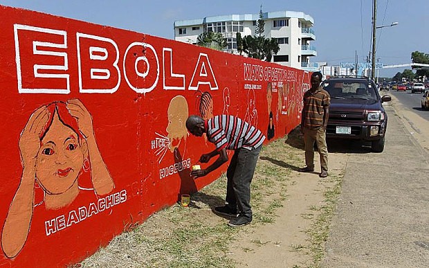 Tuyên truyền chống dịch Ebola tại Tây Phi.