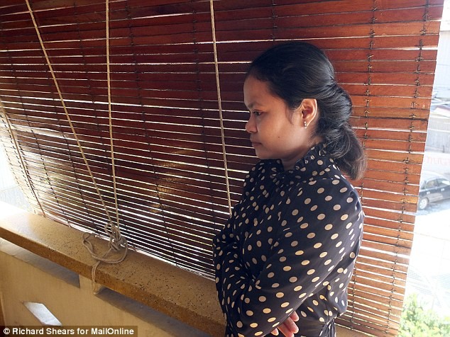 Chhan Sokunthea, đại diện của ADHOC đã giúp giải cứu 16 cô gái Campuchia bị lừa bán sang Trung Quốc trong năm 2014.