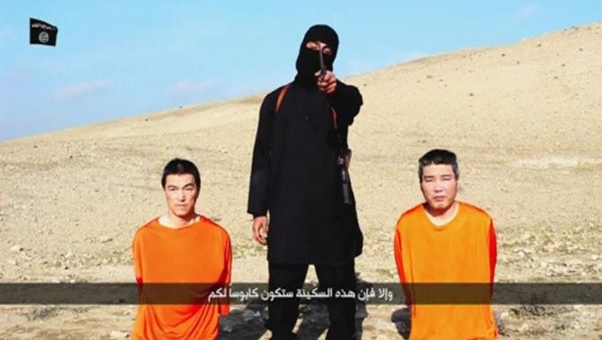 Khủng bố IS đe dọa hành quyết hai con tin Nhật Bản nếu không nhận được 200 triệu USD tiền mặt.