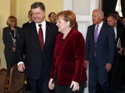 Các nhà lãnh đạo Ukraine, Đức, Mỹ tại hội nghị Munich.