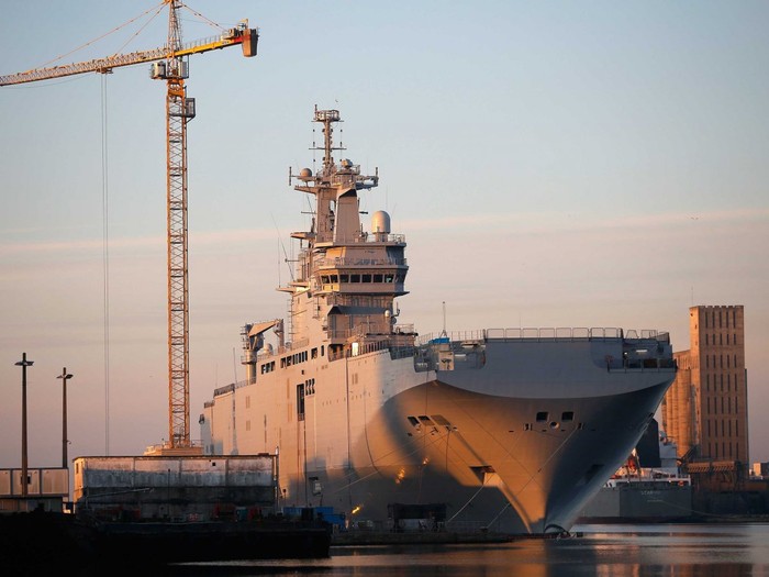Tàu Mistral Pháp đóng cho Nga.